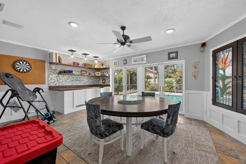 1111 Knollwood Drive Safety Harbor FL 34695