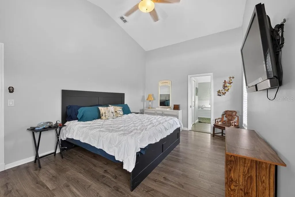 1111 Knollwood Drive Safety Harbor FL 34695