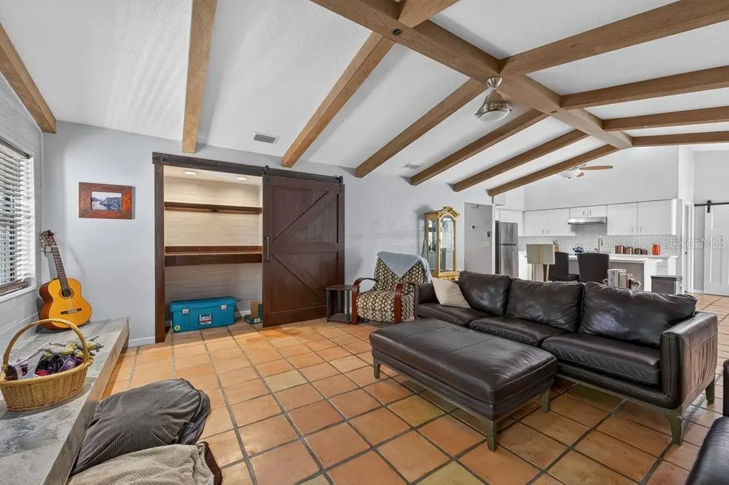 1111 Knollwood Drive Safety Harbor FL 34695