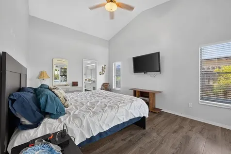 1111 Knollwood Drive Safety Harbor FL 34695
