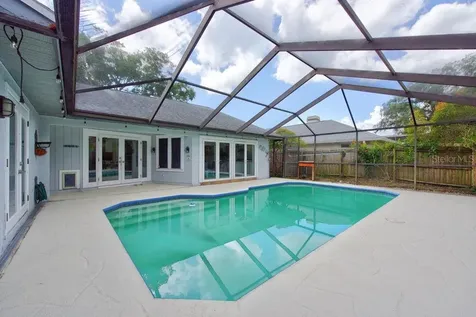 1111 Knollwood Drive Safety Harbor FL 34695
