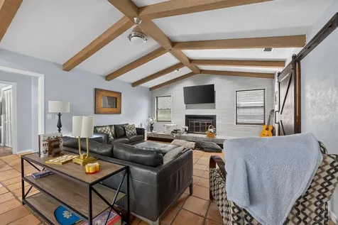 1111 Knollwood Drive Safety Harbor FL 34695