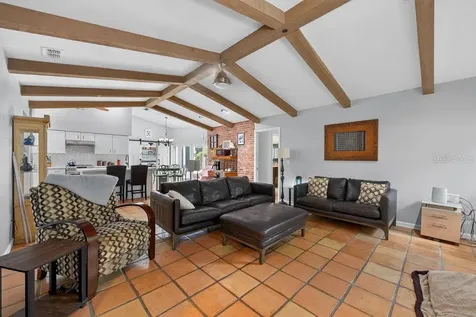 1111 Knollwood Drive Safety Harbor FL 34695