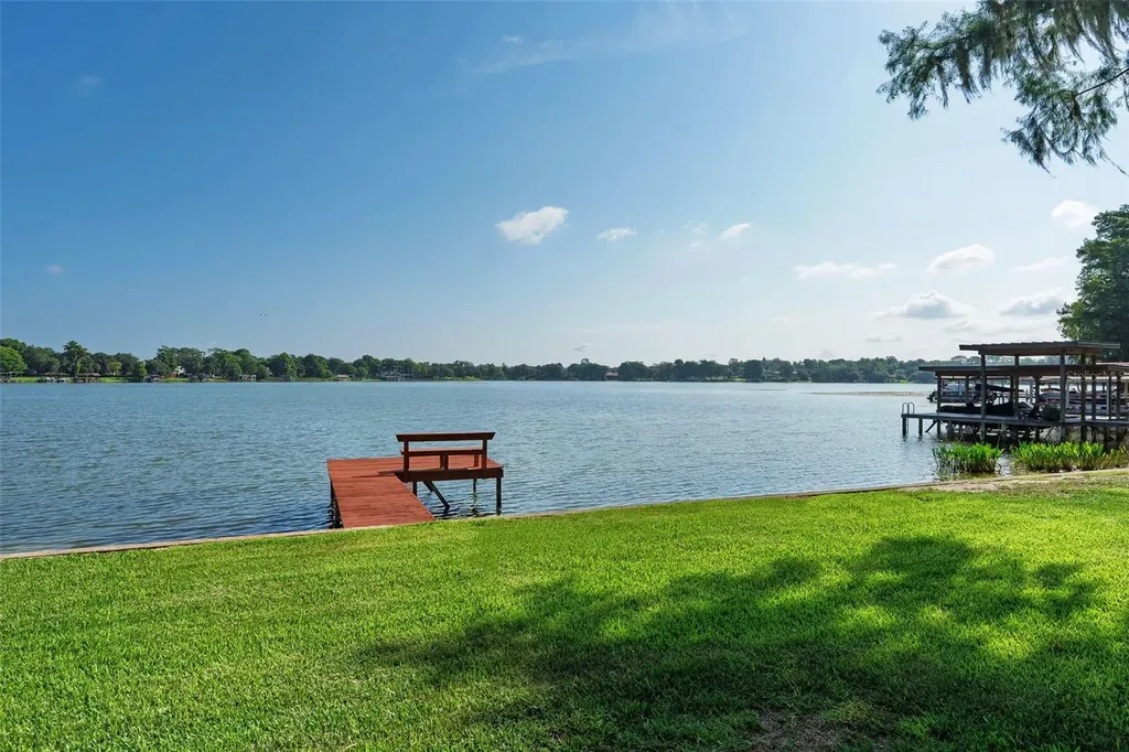 2655 Lake Shore Drive Orlando FL 32803