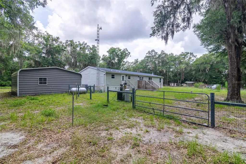 19050 NE 3rd Court Citra FL 32113