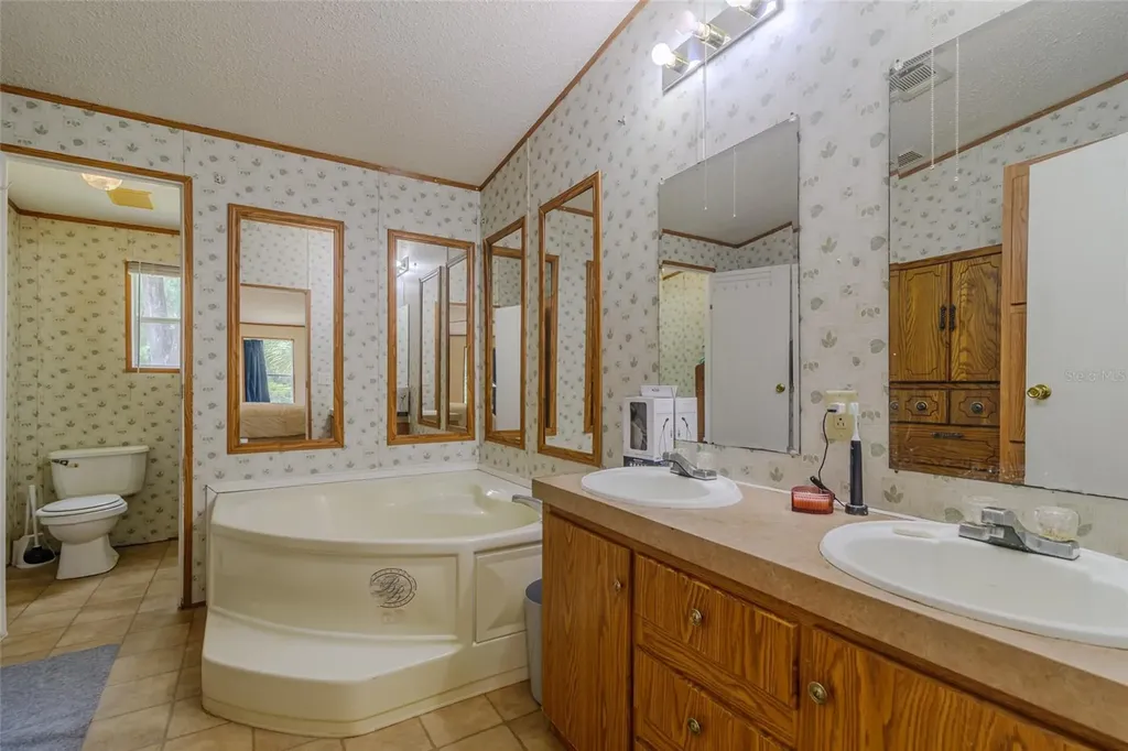 19050 NE 3rd Court Citra FL 32113