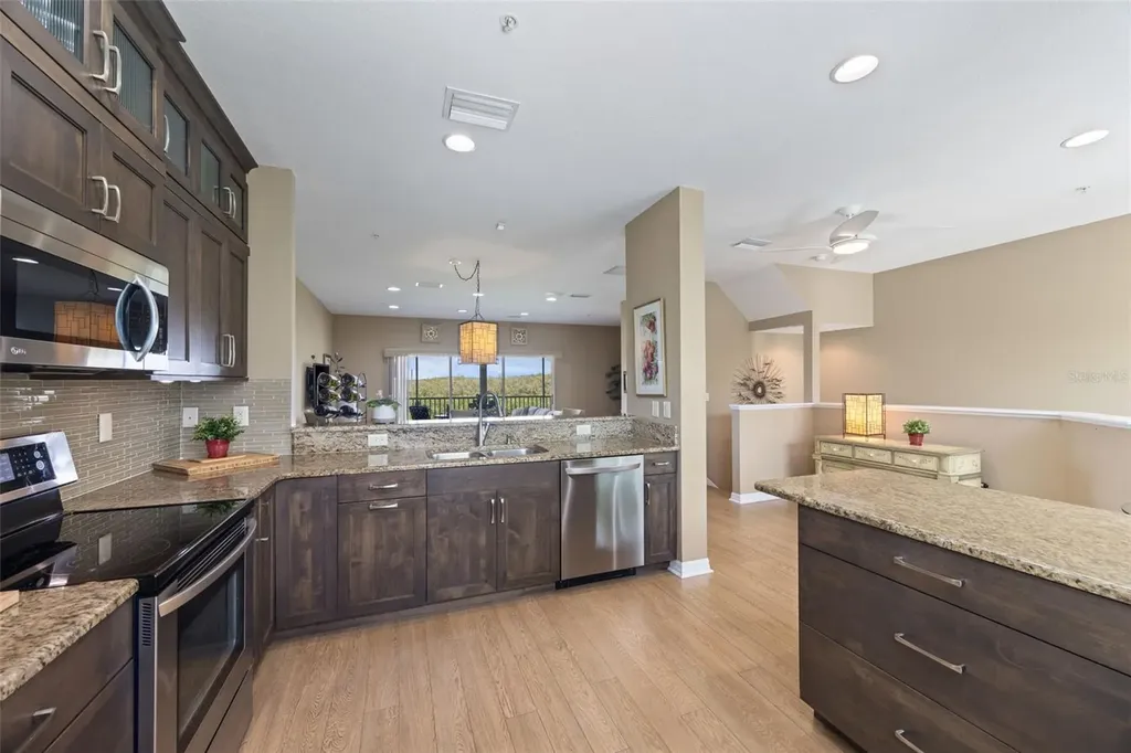 3158 Oyster Bayou Way Clearwater FL 33759