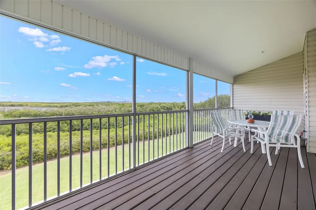 3158 Oyster Bayou Way Clearwater FL 33759