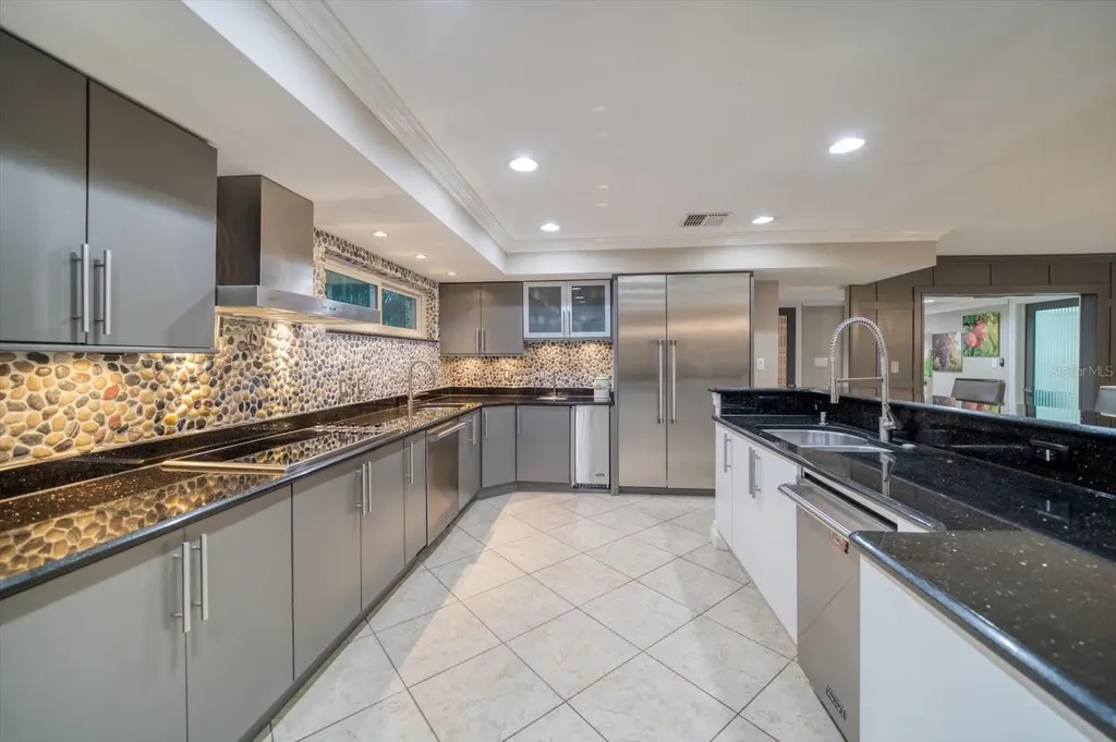 101 Harrison Avenue Belleair Beach FL 33786