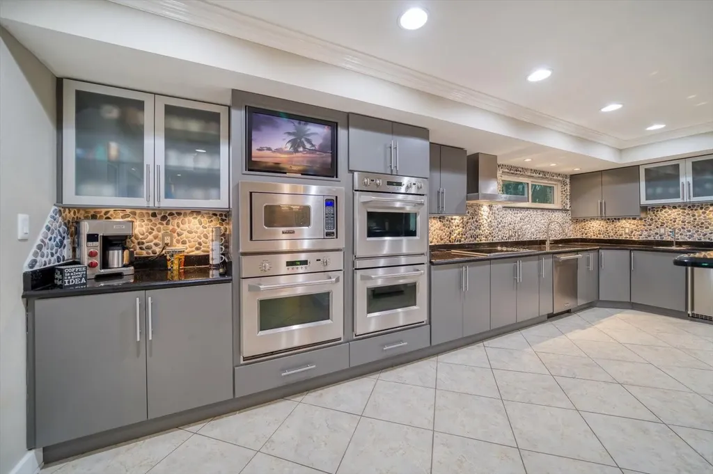 101 Harrison Avenue Belleair Beach FL 33786