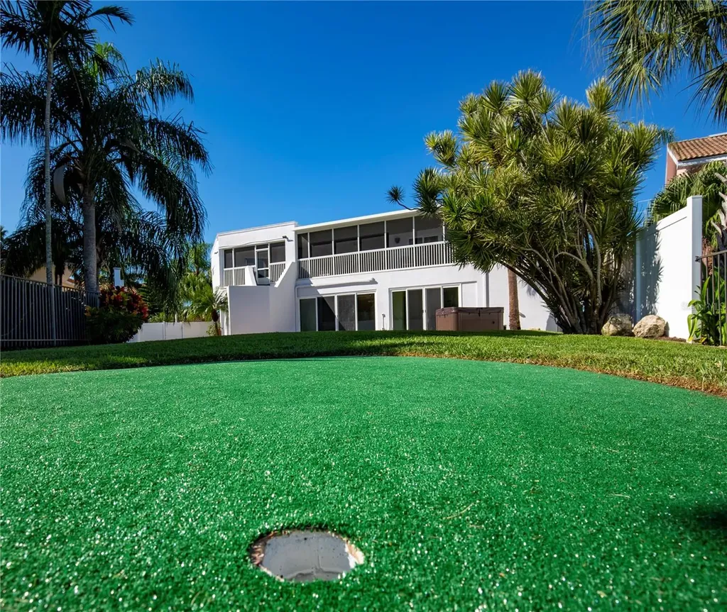 101 Harrison Avenue Belleair Beach FL 33786