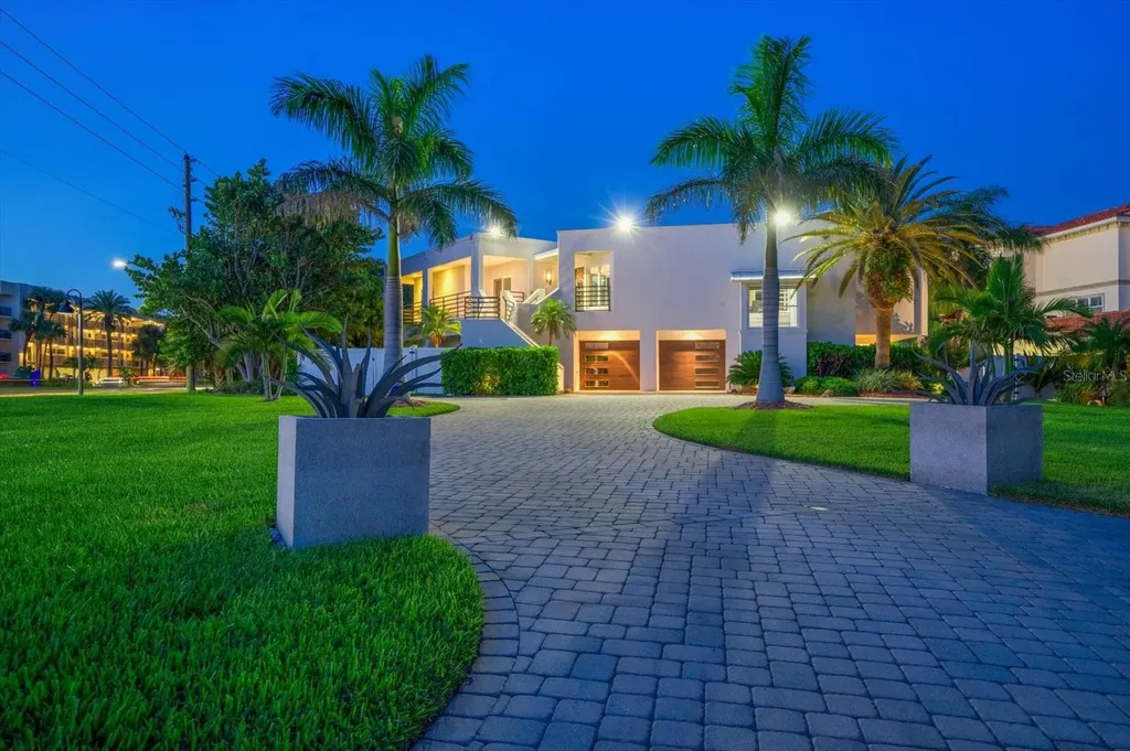 101 Harrison Avenue Belleair Beach FL 33786