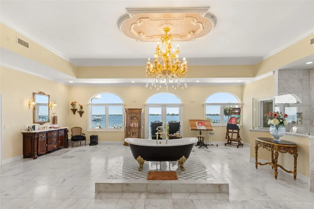 6118 Riverview Boulevard Bradenton FL 34209