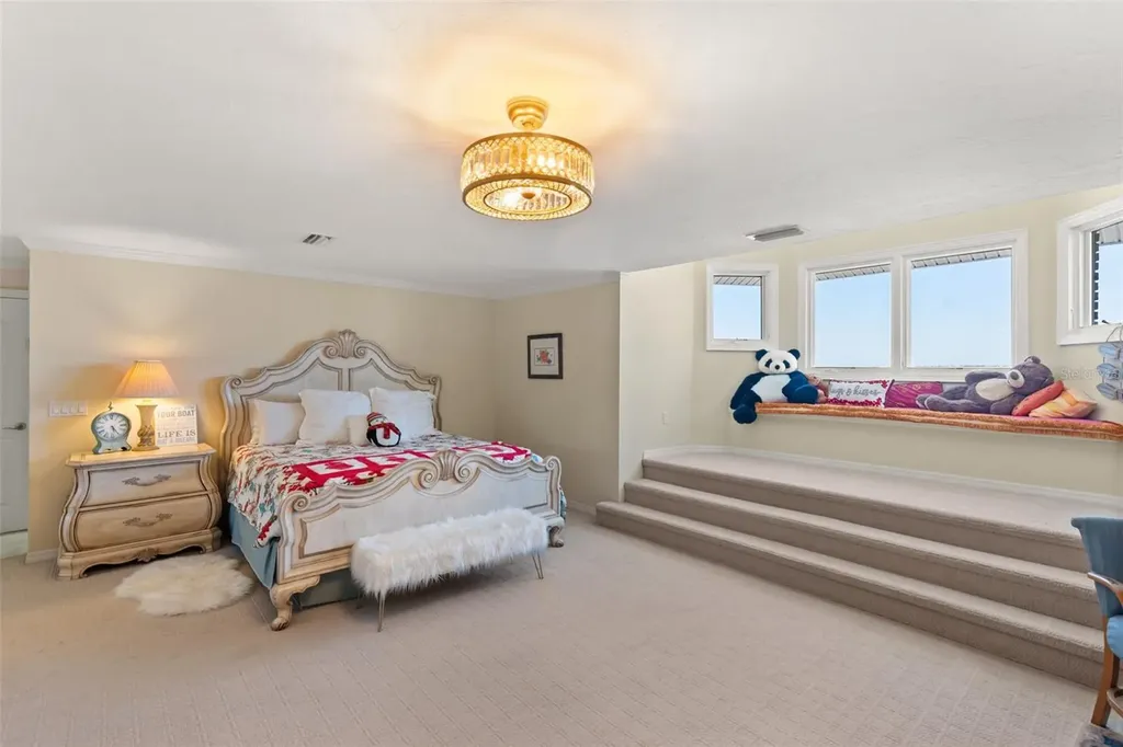 6118 Riverview Boulevard Bradenton FL 34209