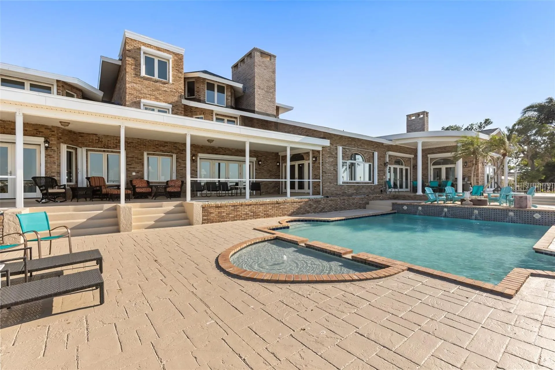 6118 Riverview Boulevard Bradenton FL 34209