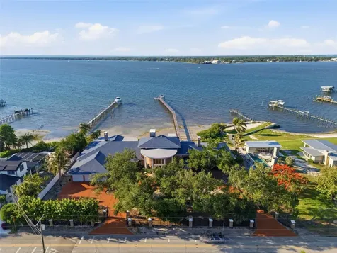 6118 Riverview Boulevard Bradenton FL 34209