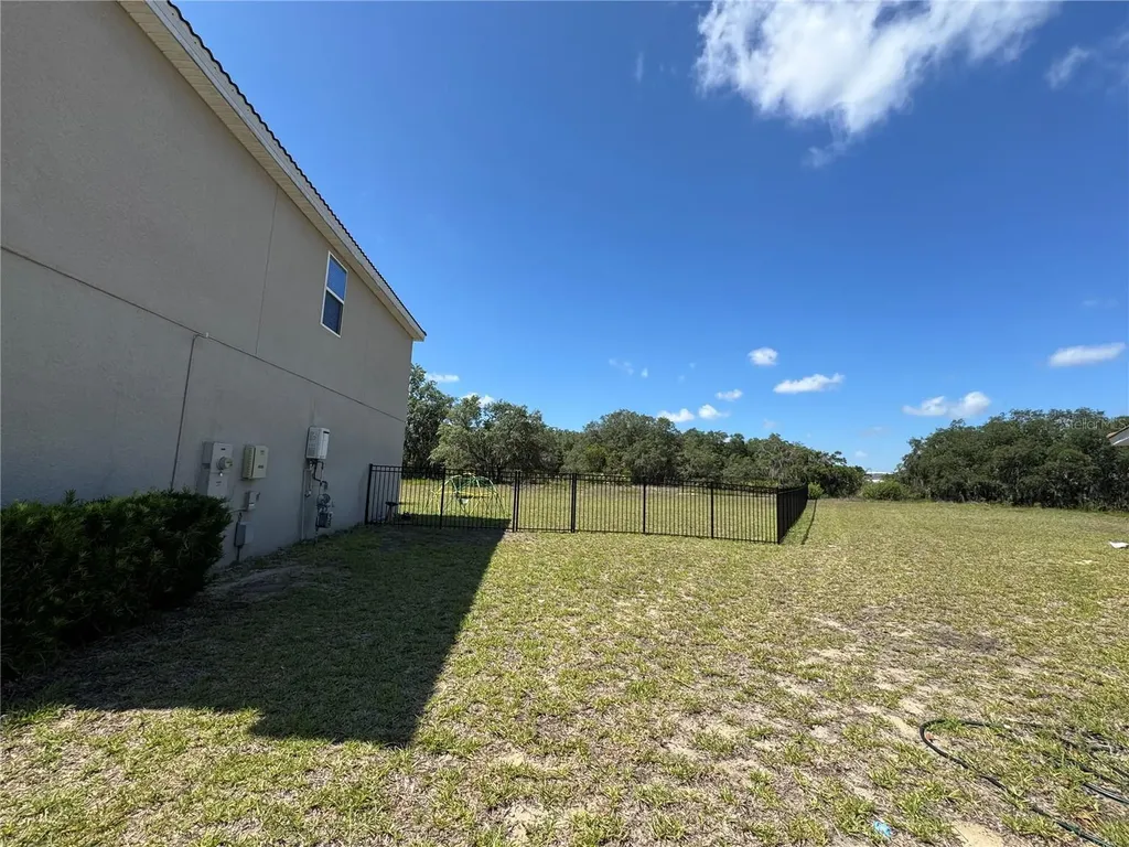 1512 Oak Marsh Loop Davenport FL 33837