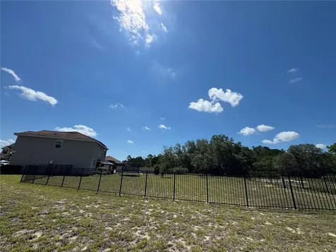 1512 Oak Marsh Loop Davenport FL 33837