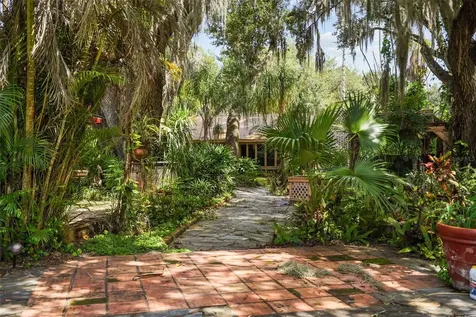 2690 E Lake Road Kissimmee FL 34744