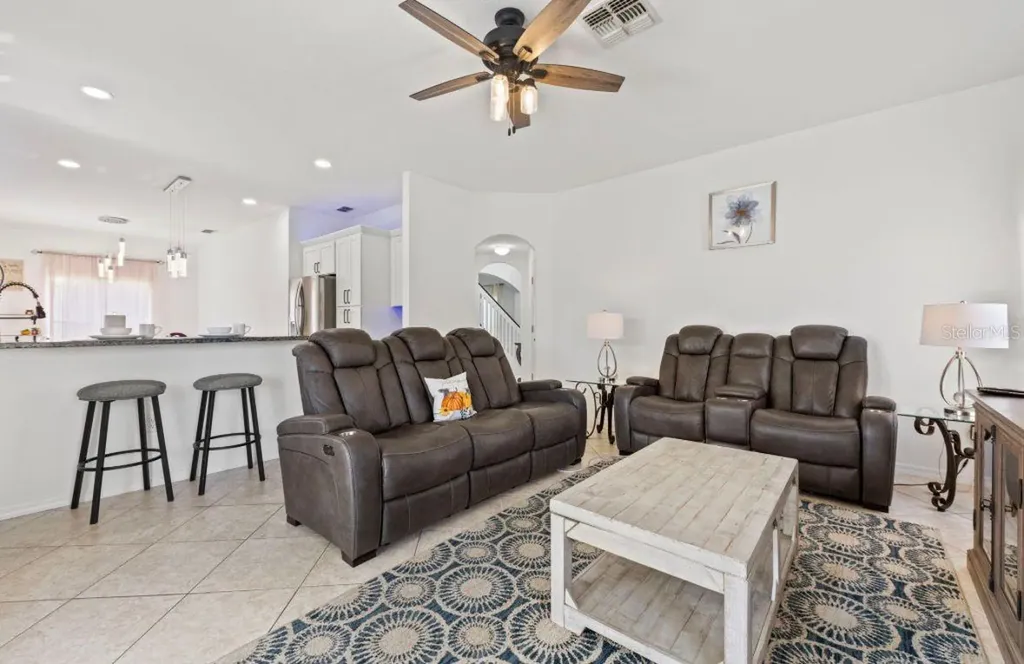 4817 Cumbrian Lakes Drive Kissimmee FL 34746