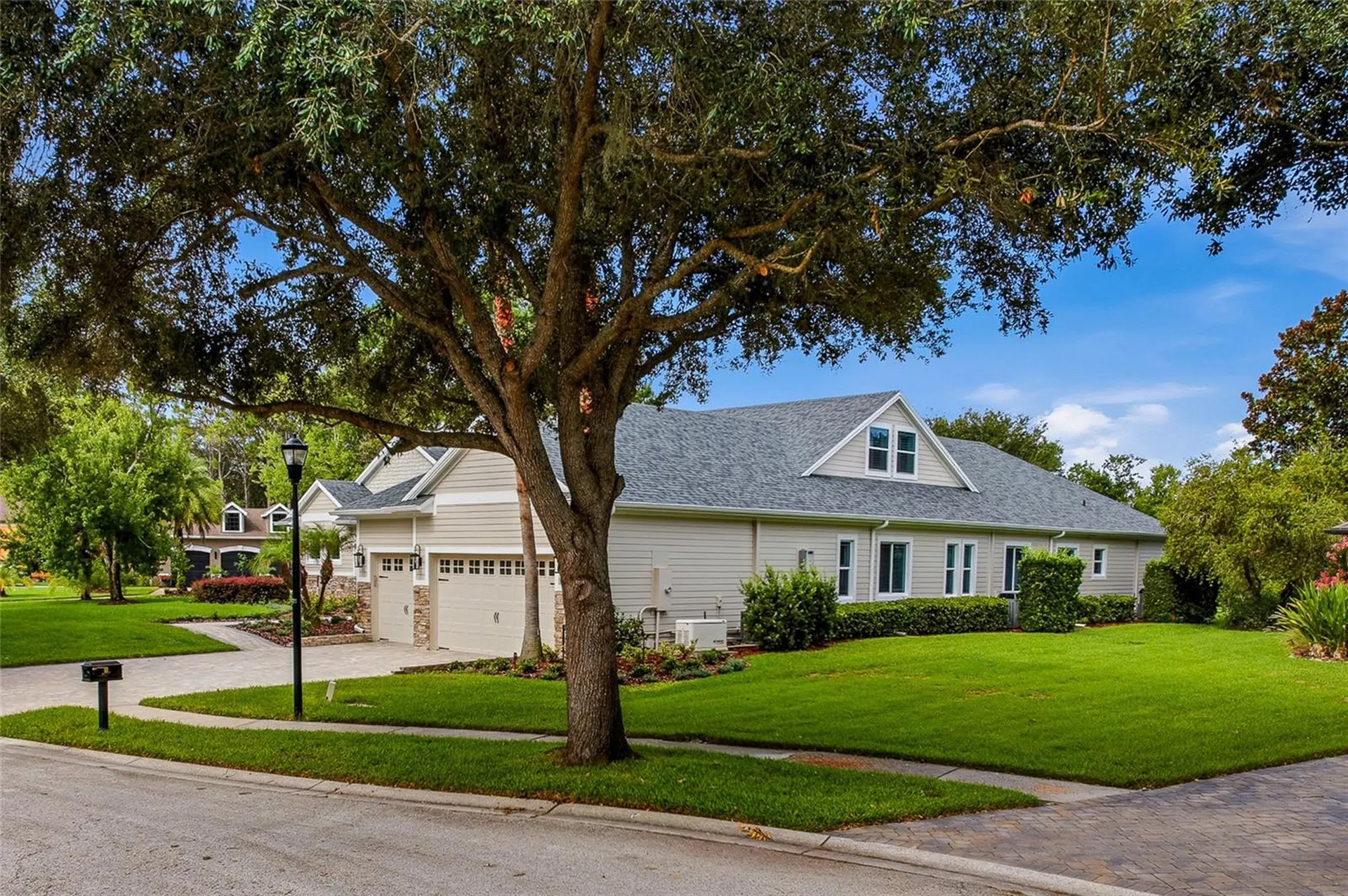 2208 Princess Julia Lane Lutz FL 33549