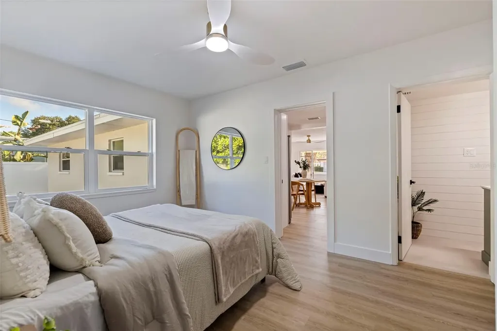 165 Pinewood Avenue Clearwater FL 33765