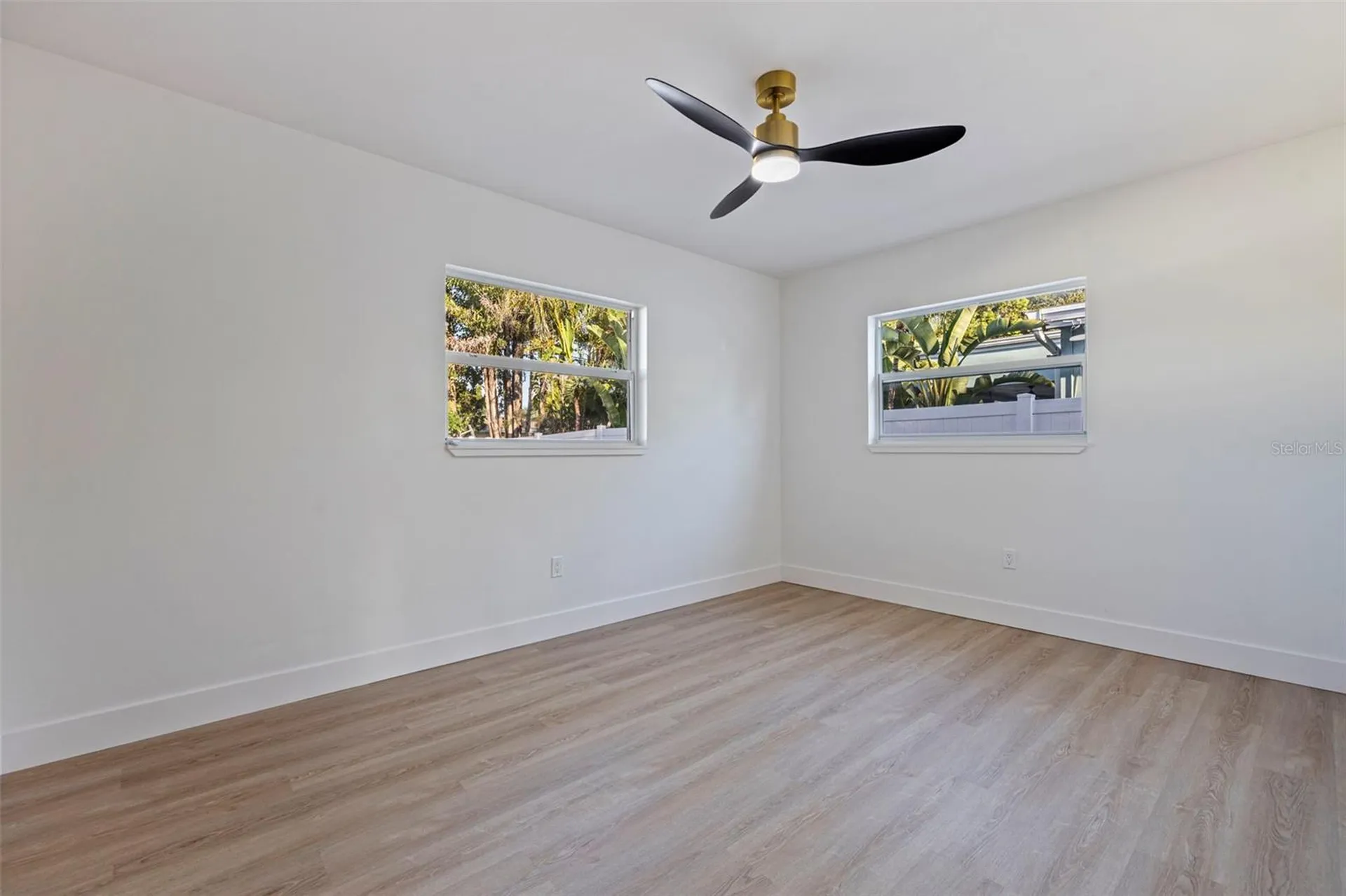165 Pinewood Avenue Clearwater FL 33765