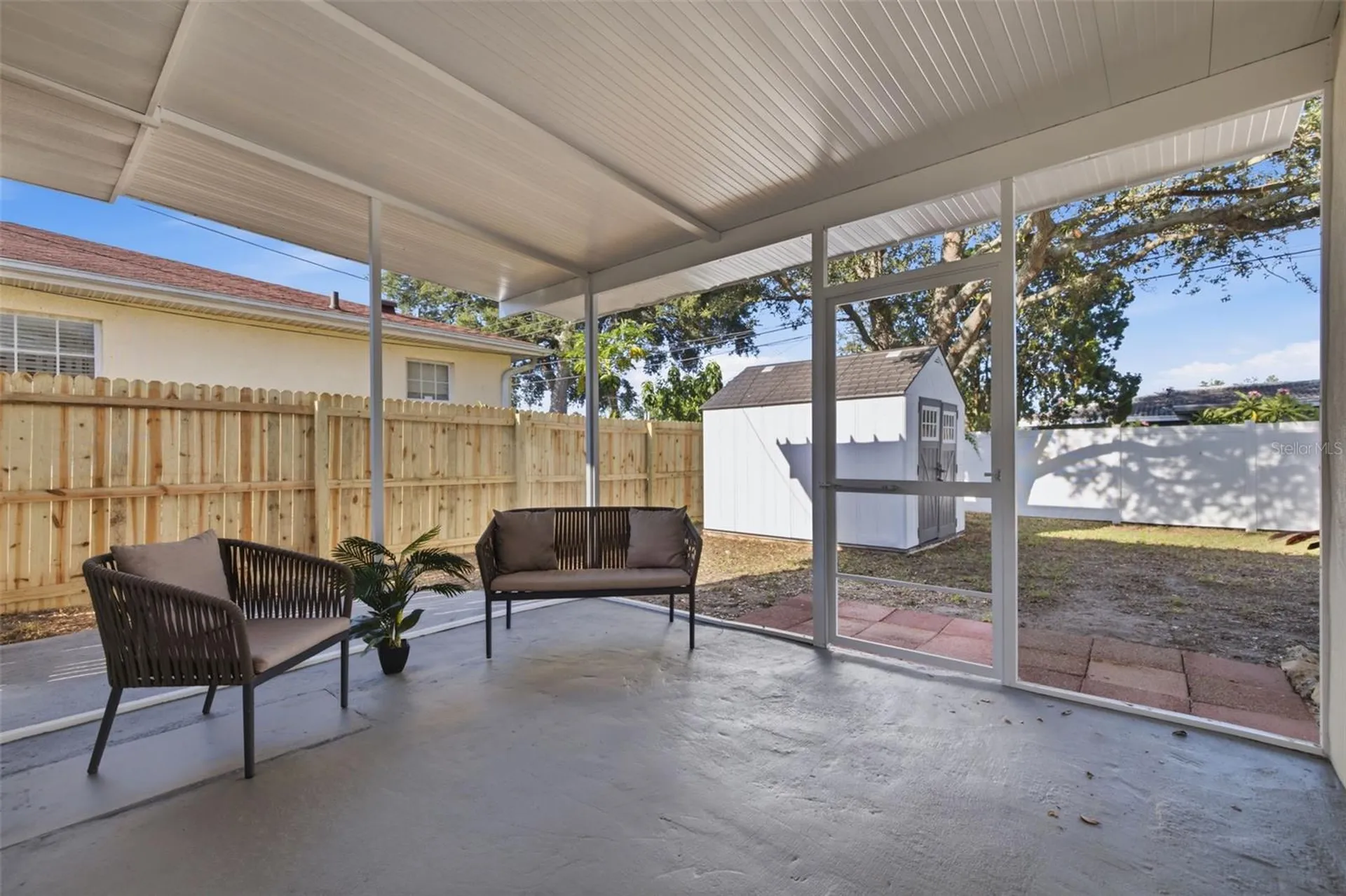 165 Pinewood Avenue Clearwater FL 33765