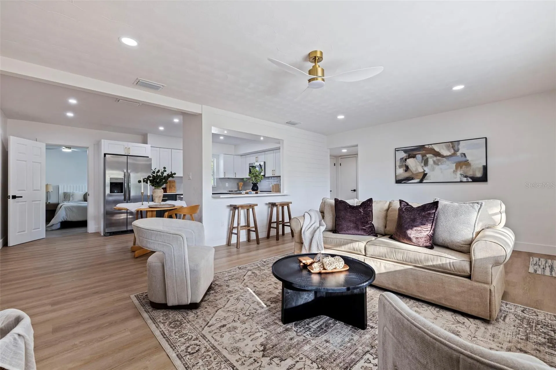 165 Pinewood Avenue Clearwater FL 33765