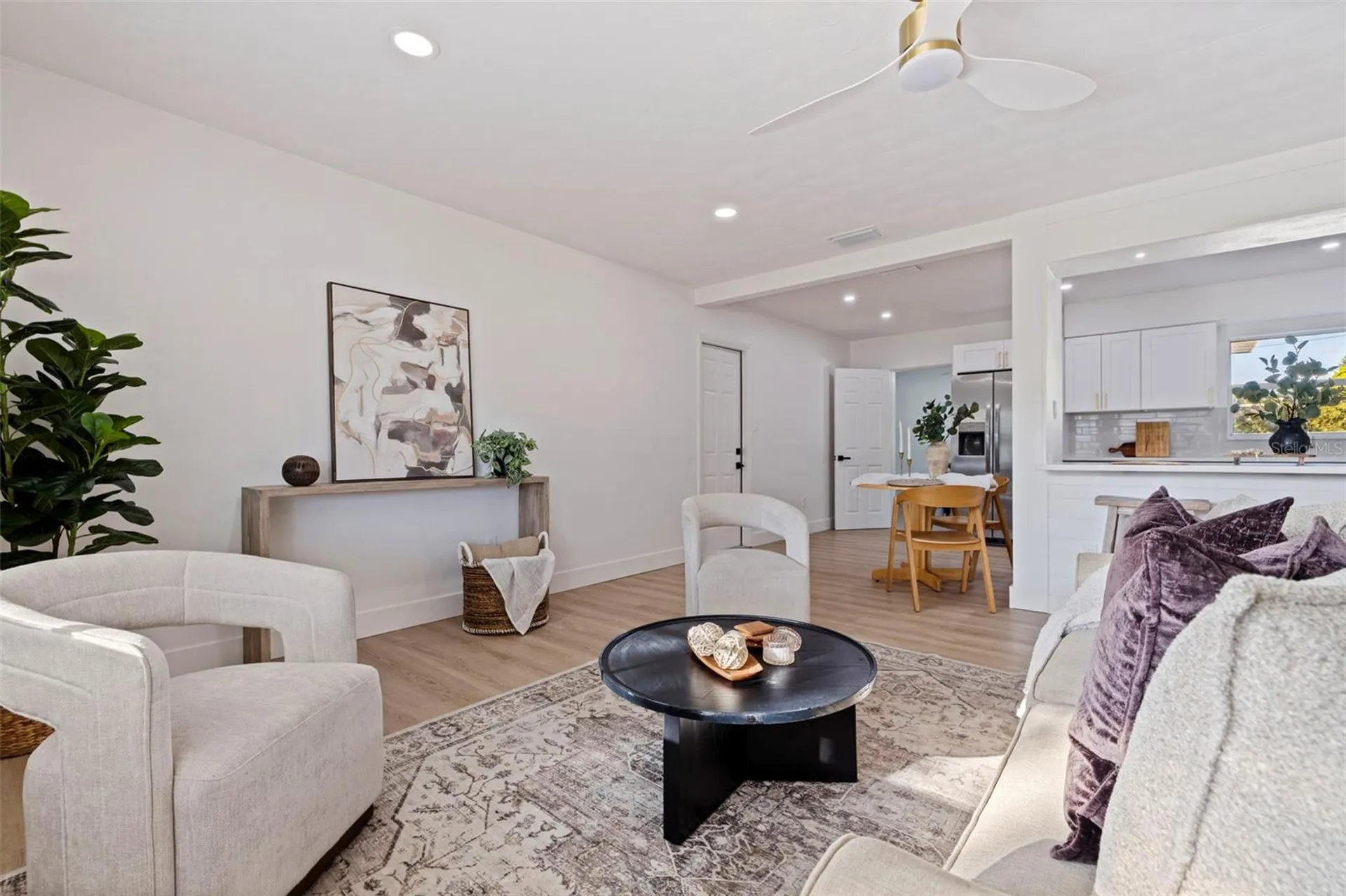 165 Pinewood Avenue Clearwater FL 33765