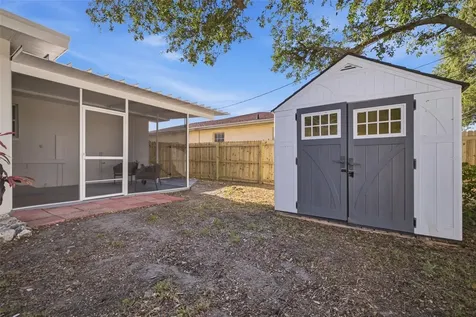 165 Pinewood Avenue Clearwater FL 33765
