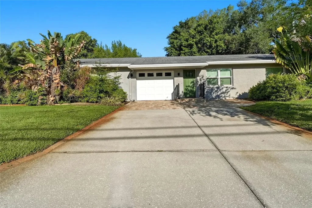 2310 29th Street N St Petersburg FL 33713