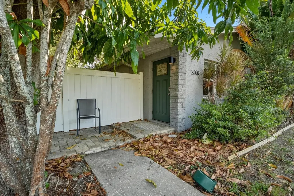 2310 29th Street N St Petersburg FL 33713
