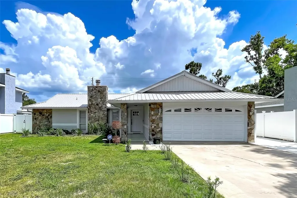 5520 Fulmar Drive Tampa FL 33625