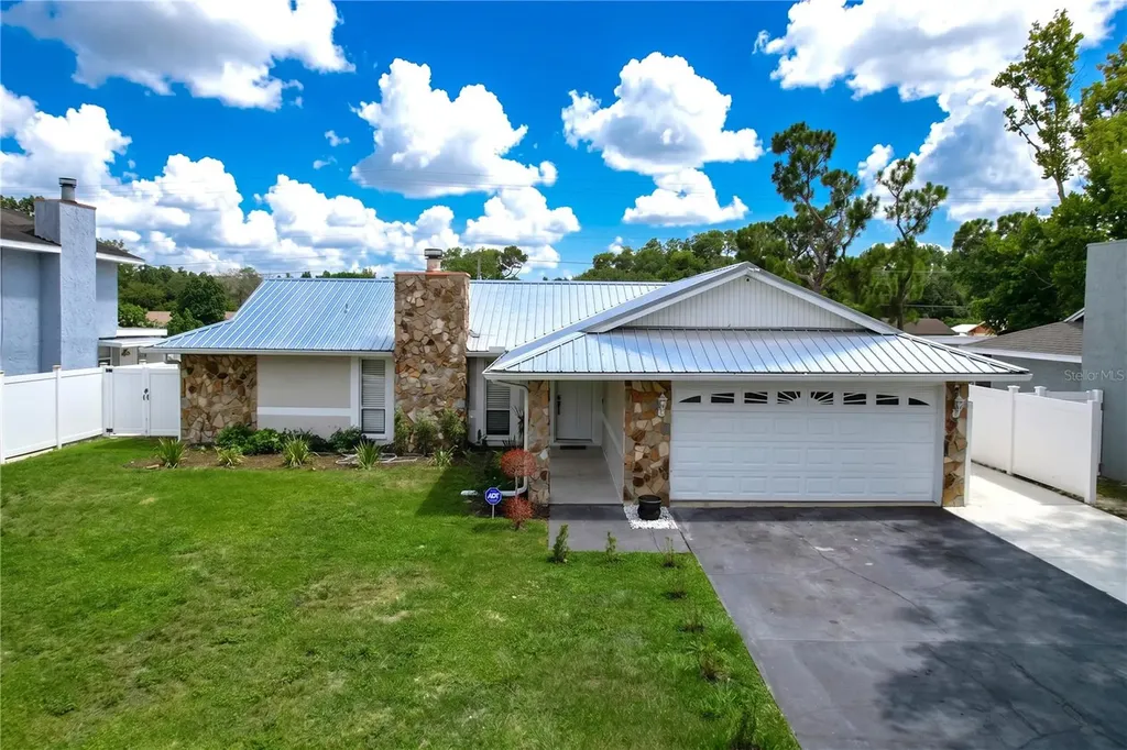 5520 Fulmar Drive Tampa FL 33625