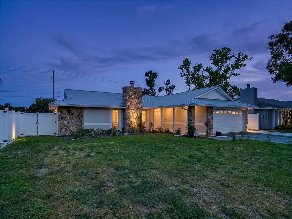 5520 Fulmar Drive Tampa FL 33625