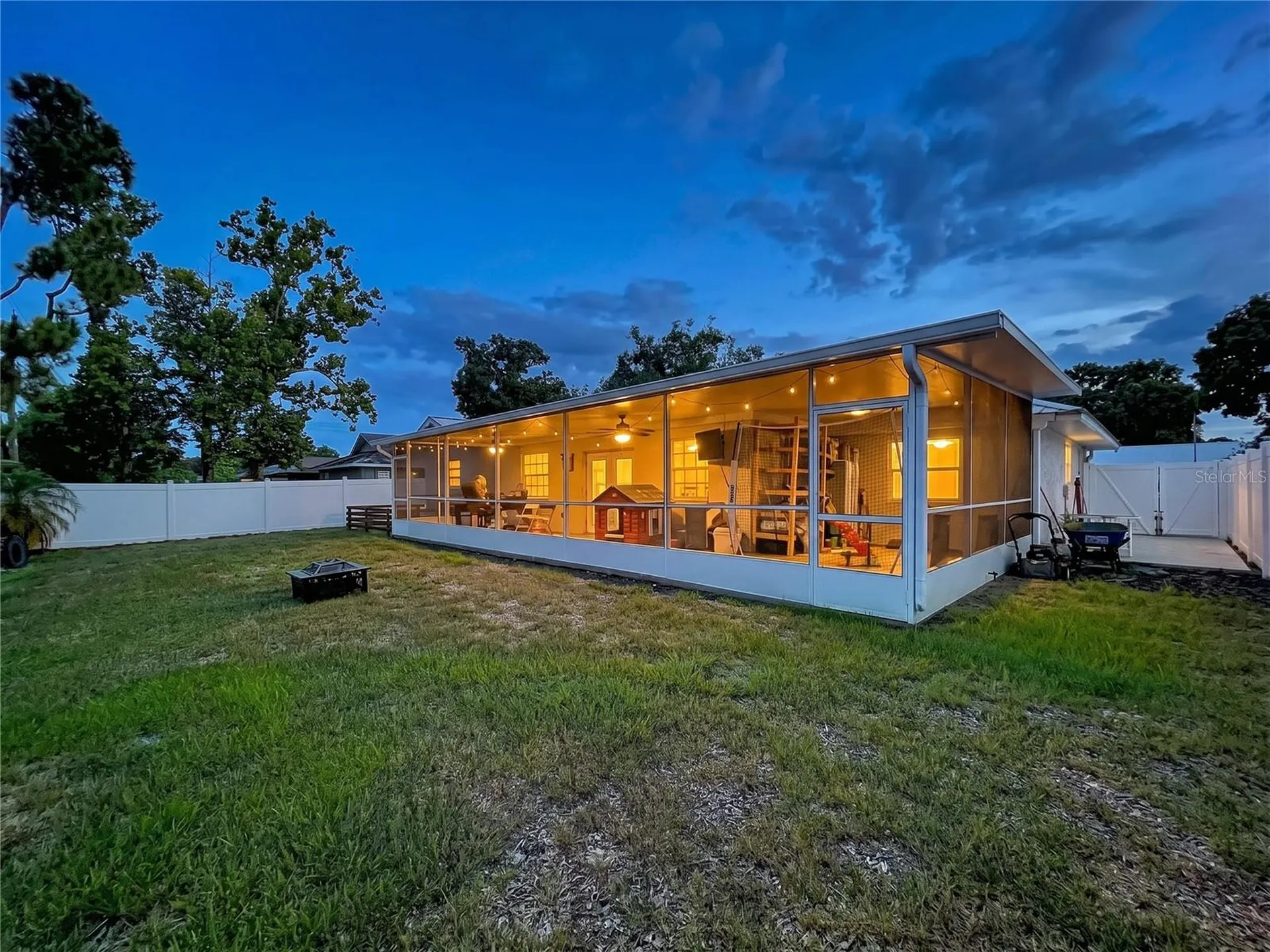 5520 Fulmar Drive Tampa FL 33625
