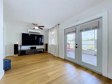 5520 Fulmar Drive Tampa FL 33625