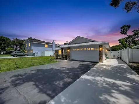 5520 Fulmar Drive Tampa FL 33625