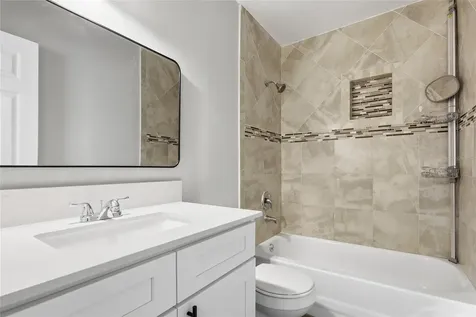 1600 Little Falls Circle Orlando FL 32807