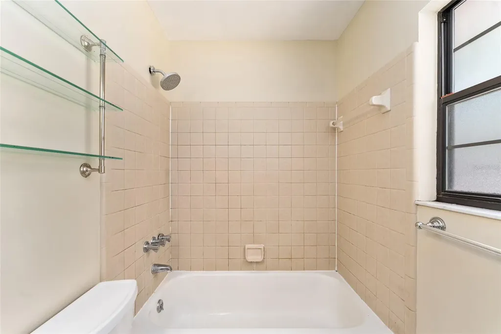2541 NW 52nd Place Gainesville FL 32605