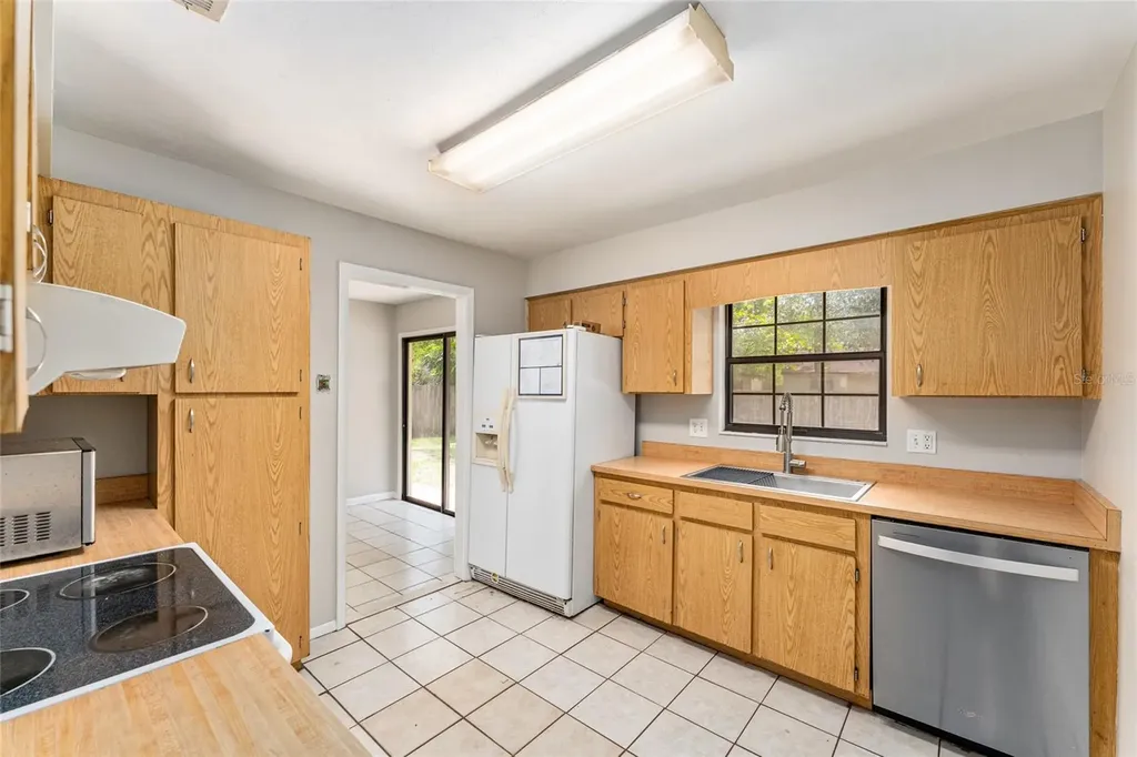 2541 NW 52nd Place Gainesville FL 32605