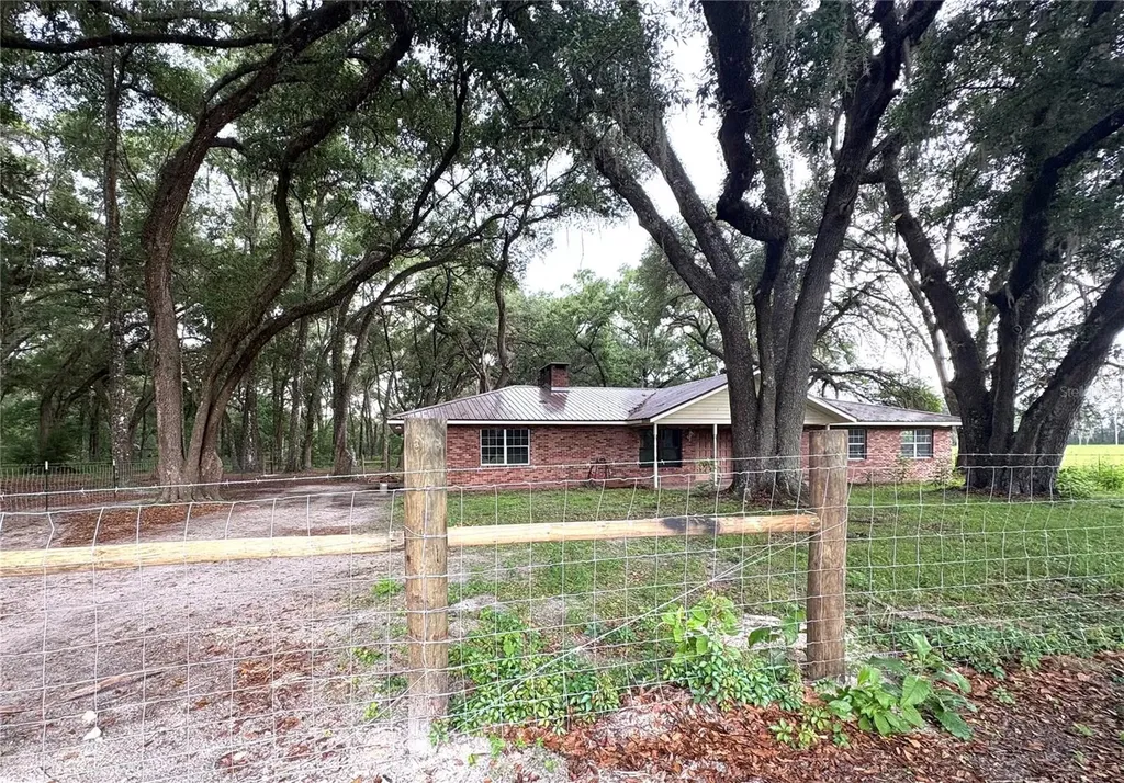 7532 SW 122nd Street Gainesville FL 32608