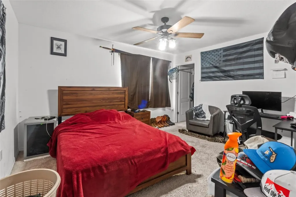 672 NW 247th Terrace Newberry FL 32669
