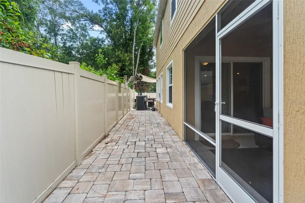 672 NW 247th Terrace Newberry FL 32669