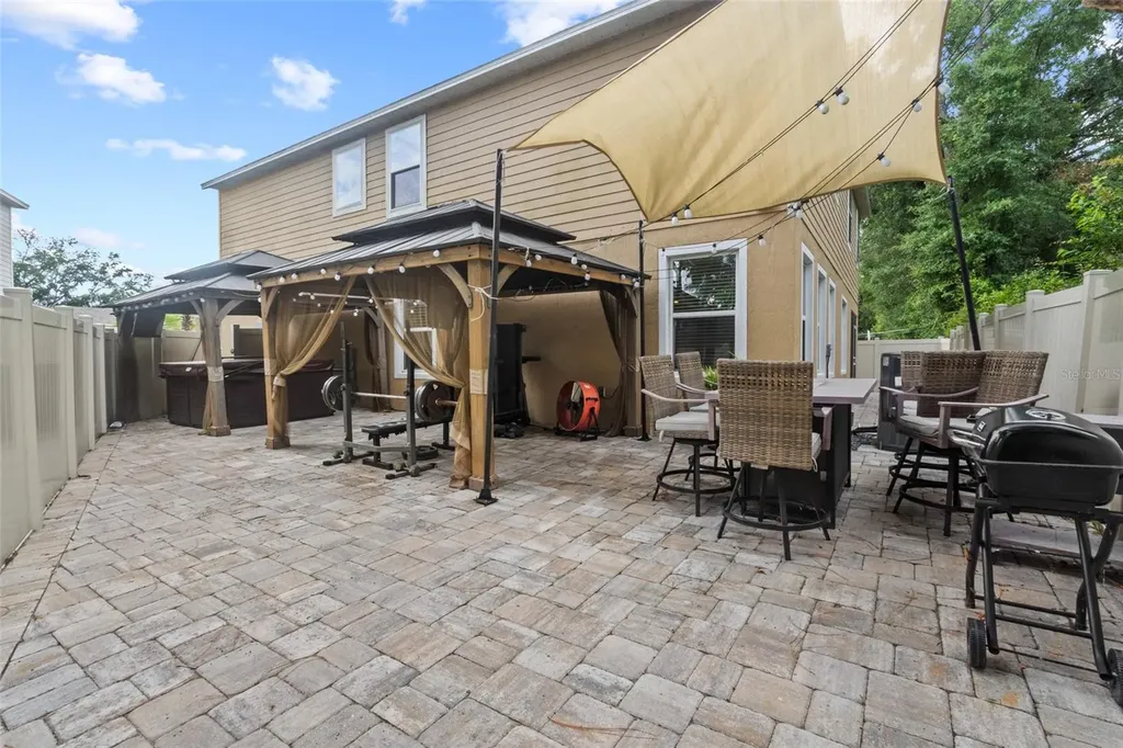 672 NW 247th Terrace Newberry FL 32669