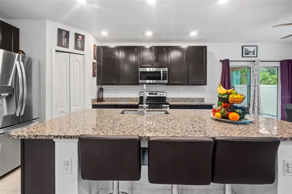 672 NW 247th Terrace Newberry FL 32669
