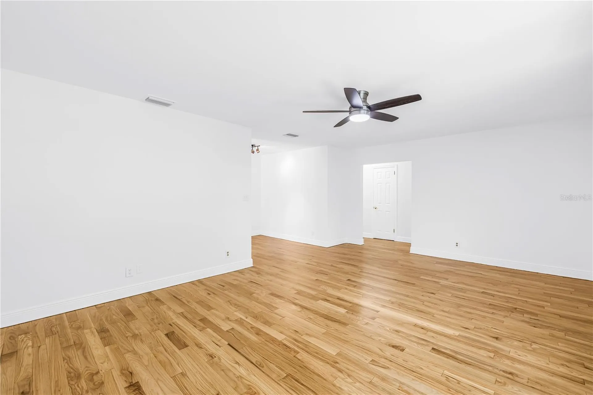 348 11th Avenue NE St Petersburg FL 33701