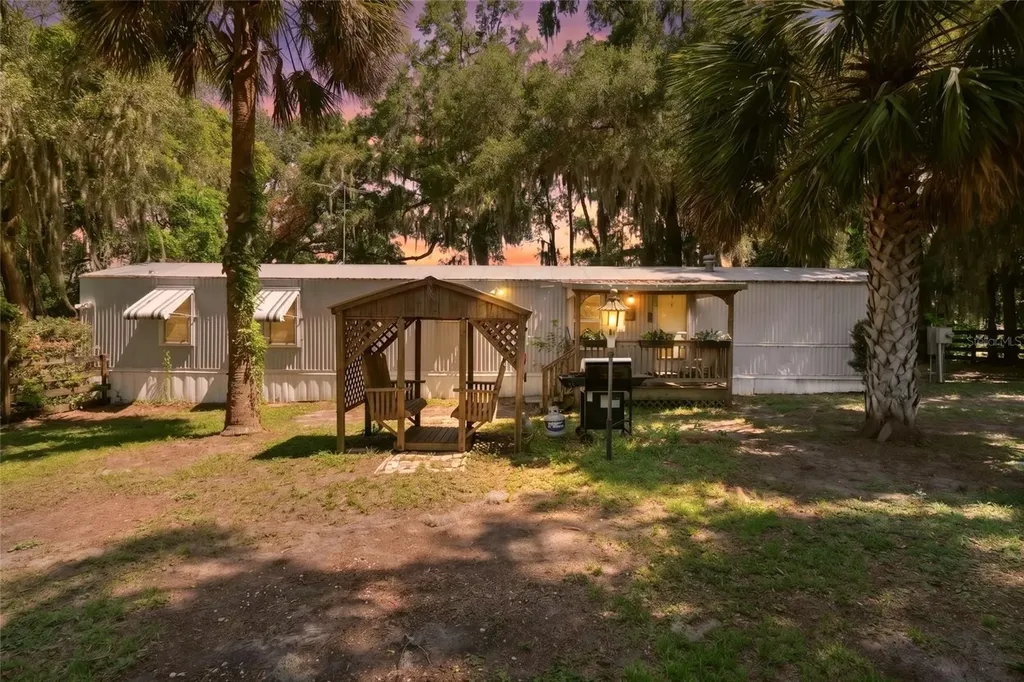5891 SE 145th Street Summerfield FL 34491