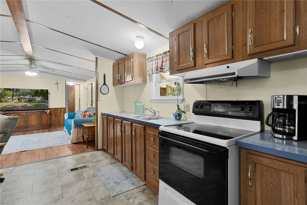 5891 SE 145th Street Summerfield FL 34491